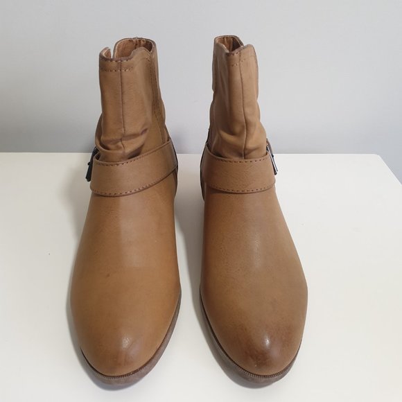 Tan ankle boots | low block heel ankle boots - Picture 2 of 4